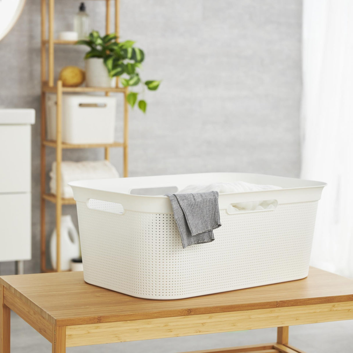 Rotho brisen flexibele wasmand 41l wit