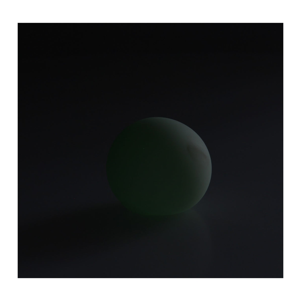 Knijpbal glow in the dark, 6cm