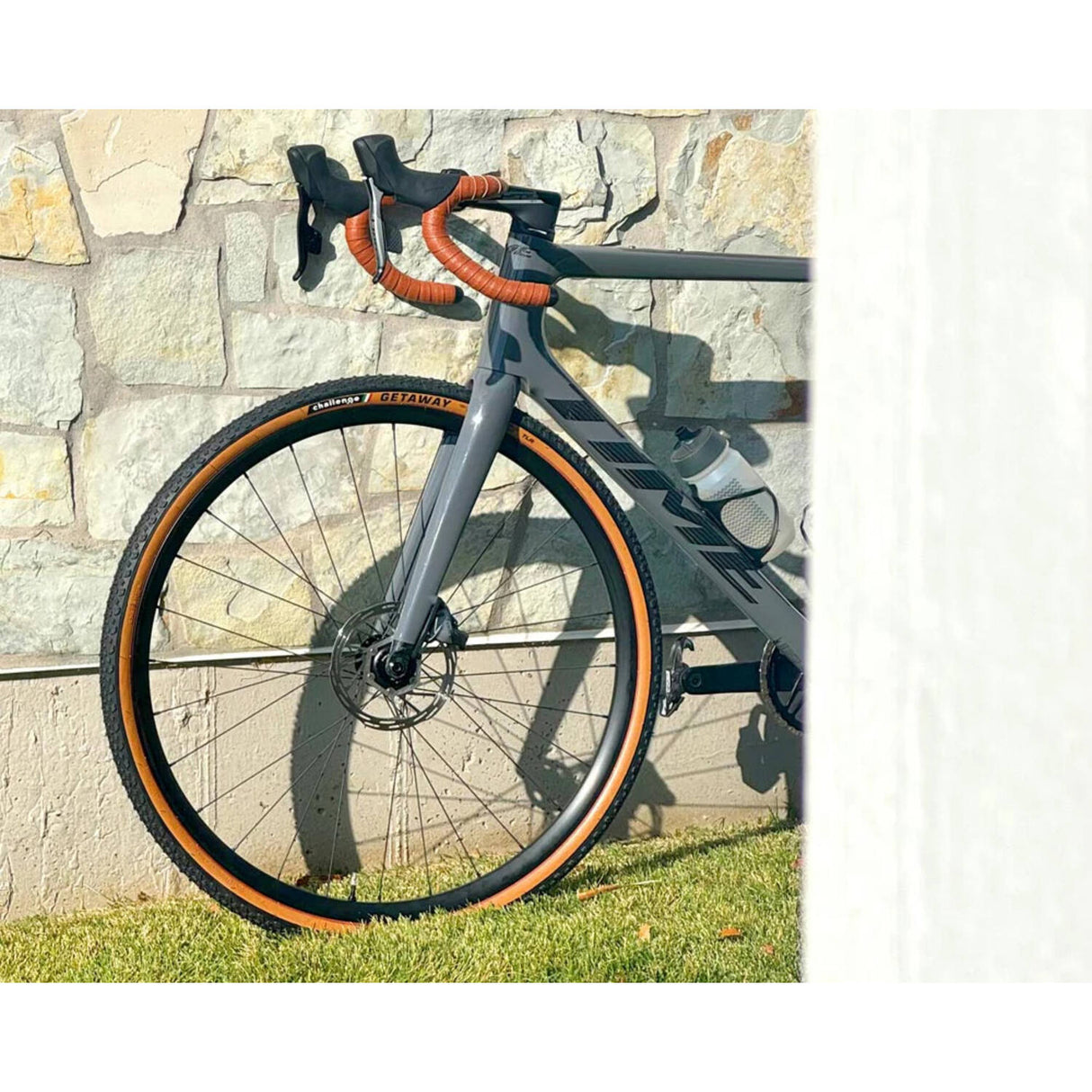Challenge - getaway race tlr 700x40c zwart bruin