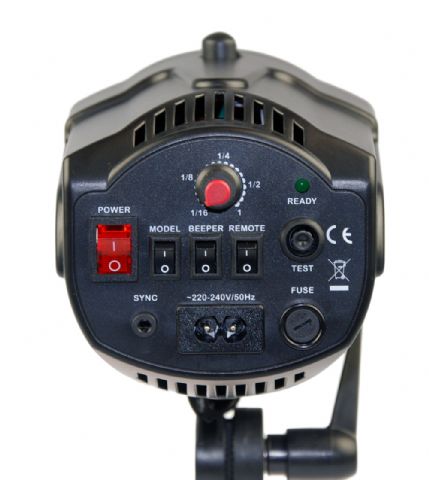 Falcon eyes studioflitser ss-150d