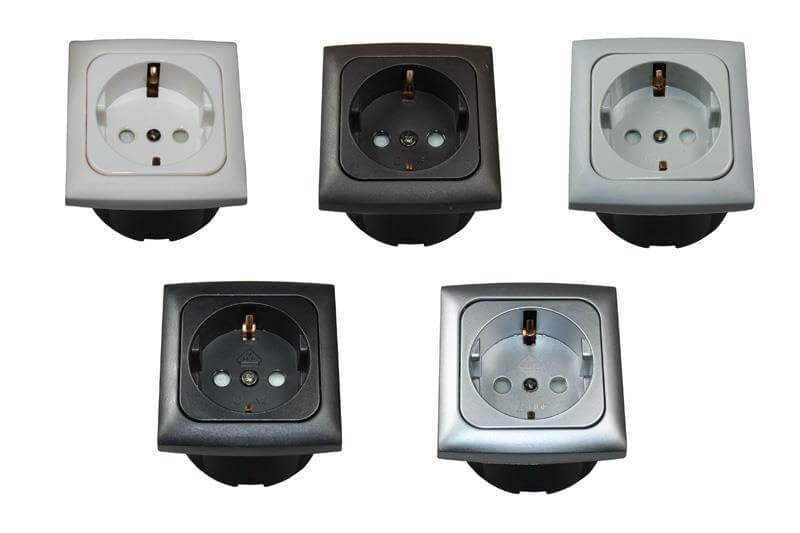 C-line wandcontactdoos met opal afdekraam bruin
