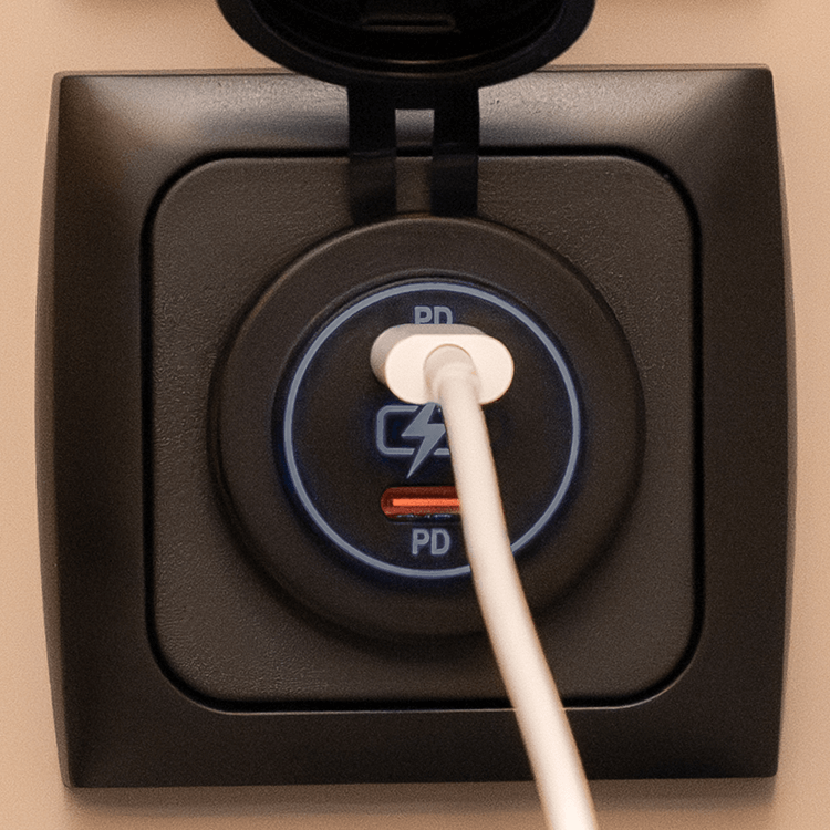 Power line 2x usb-c pd lader - verpakt