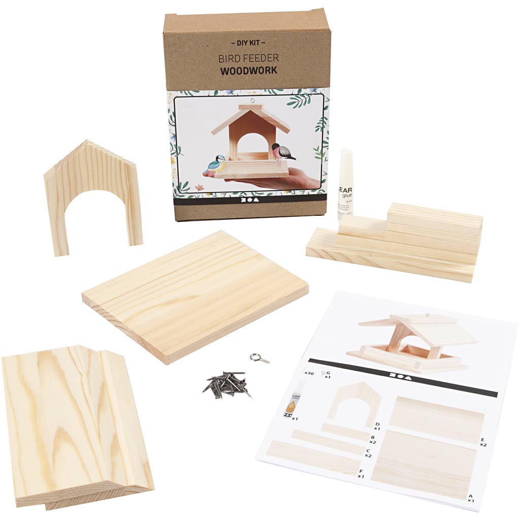 Creativ company http: www.cchobby.nl vogelvoederhuisje-h-12-5-cm-d-14-5-cm-b-11-5-cm-1-stuk