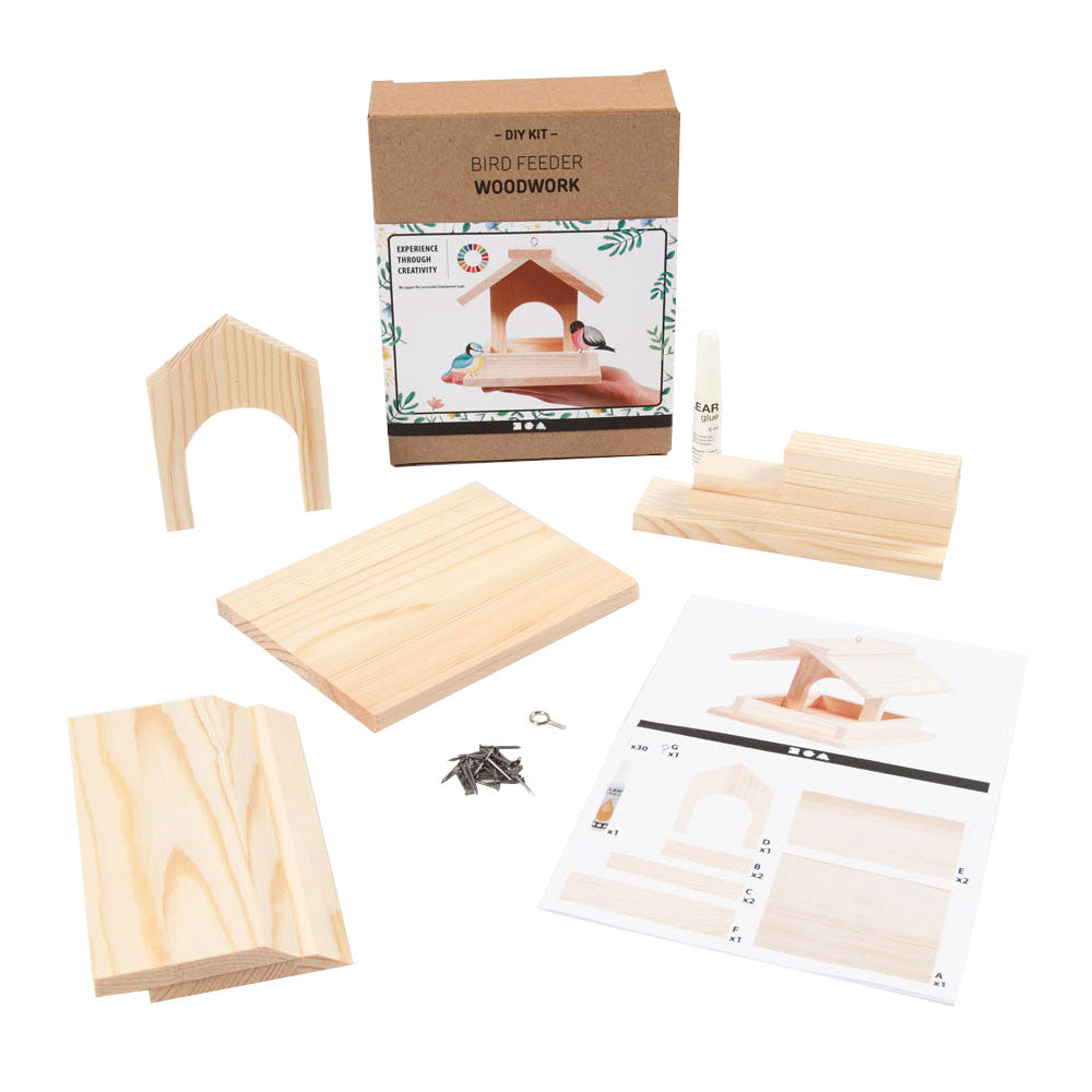 Creativ company https: www.cchobby.nl vogelvoederhuisje-h-12-5-cm-d-14-5-cm-b-11-5-cm-1-stuk