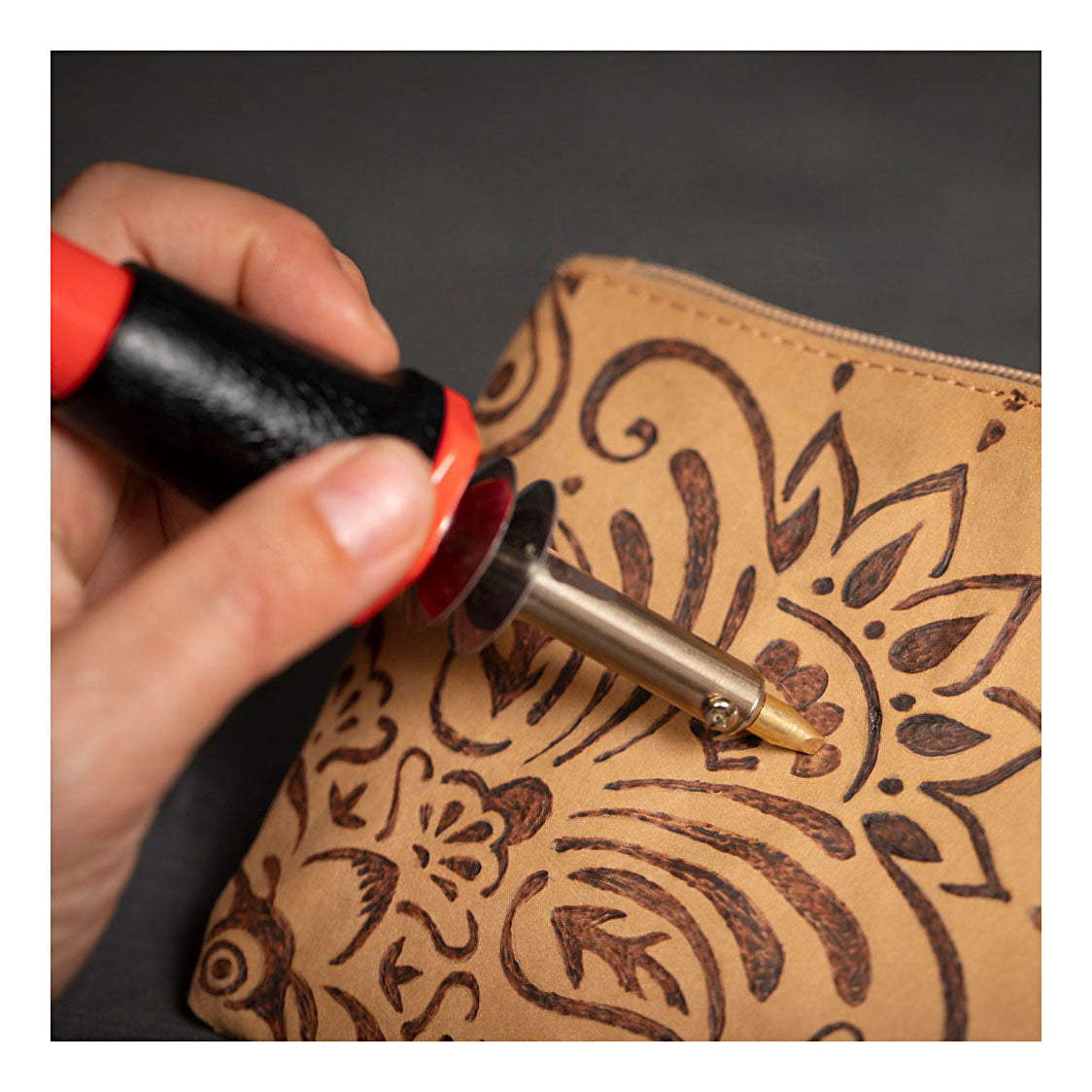 Creativ company https: www.cchobby.nl faux-leather-clutch-h-18-cm-l-21-cm-350-gr-lichtbruin-1-stuk