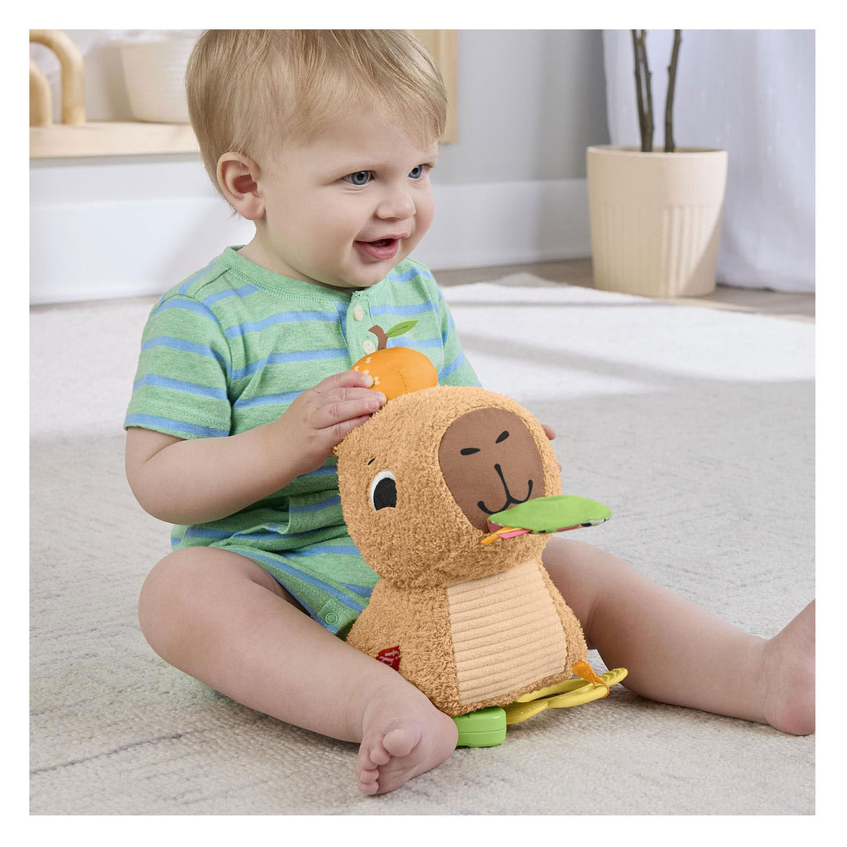 Fisher-price snackende capibara knuffel - zintuiglijk speelgoed met bijtring en rammelaar