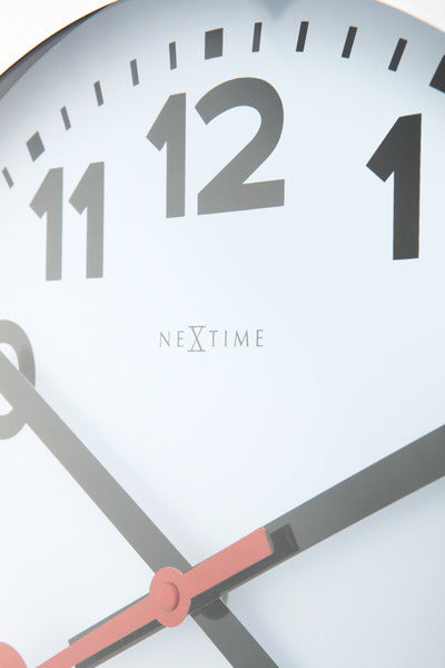 Nextime station – wandklok tafelklok – 19 cm – geborsteld aluminium – wit