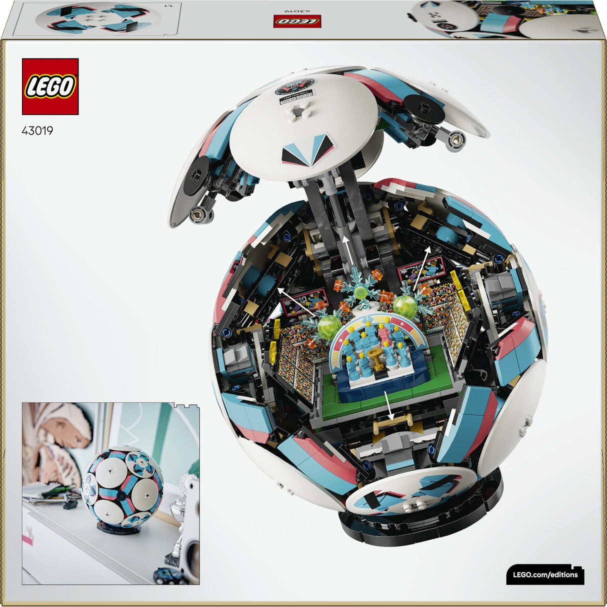 Lego editions voetbal - 3d-display bouwpakket met mini-stadion - verjaardagscadeau voor jongens, meisjes en voetbalfans vanaf 10 jaar - 43019