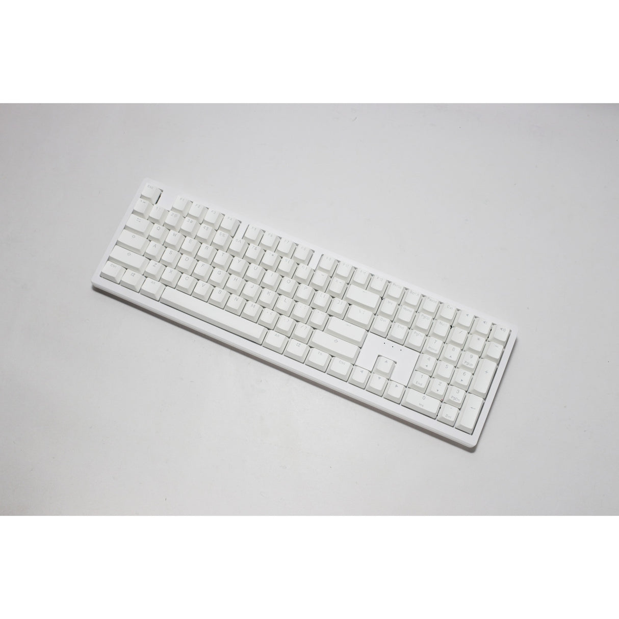 Ducky zero 6108 pure white rgb mechanisch gaming toetsenbord (wit, us lay-out (qwerty), cherry mx2a speed silver, 100%, rgb leds, double-shot pbt, hot swap, 2.4ghz | bluetooth | usb-c)