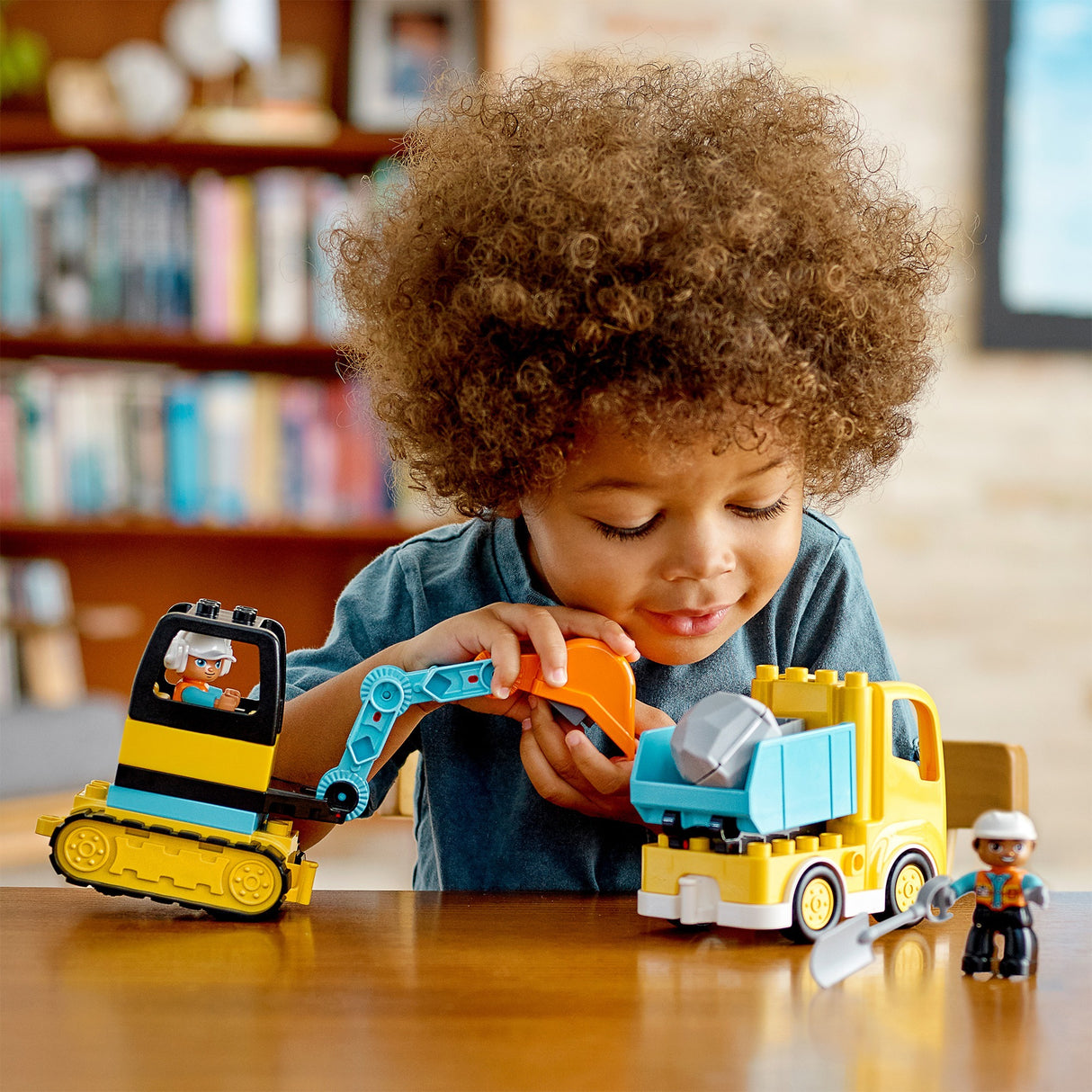 Lego truck tracked excavator
