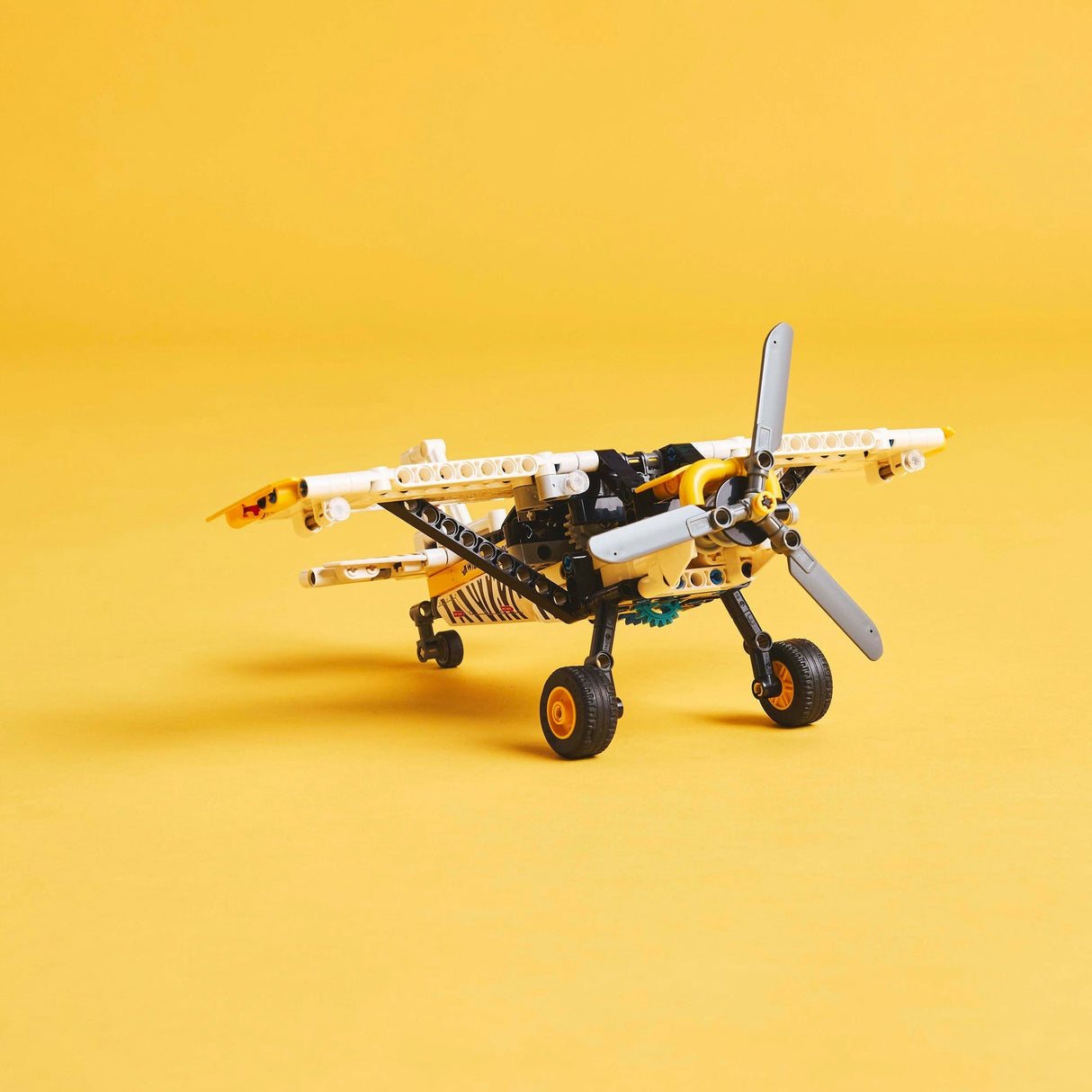 Lego technic 42198 junglevliegtuig
