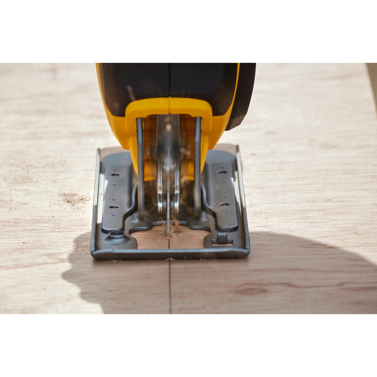 Stanley sfmcs600m2k fatmax® v20 accu decoupeerzaag 18v 4.0ah in koffer