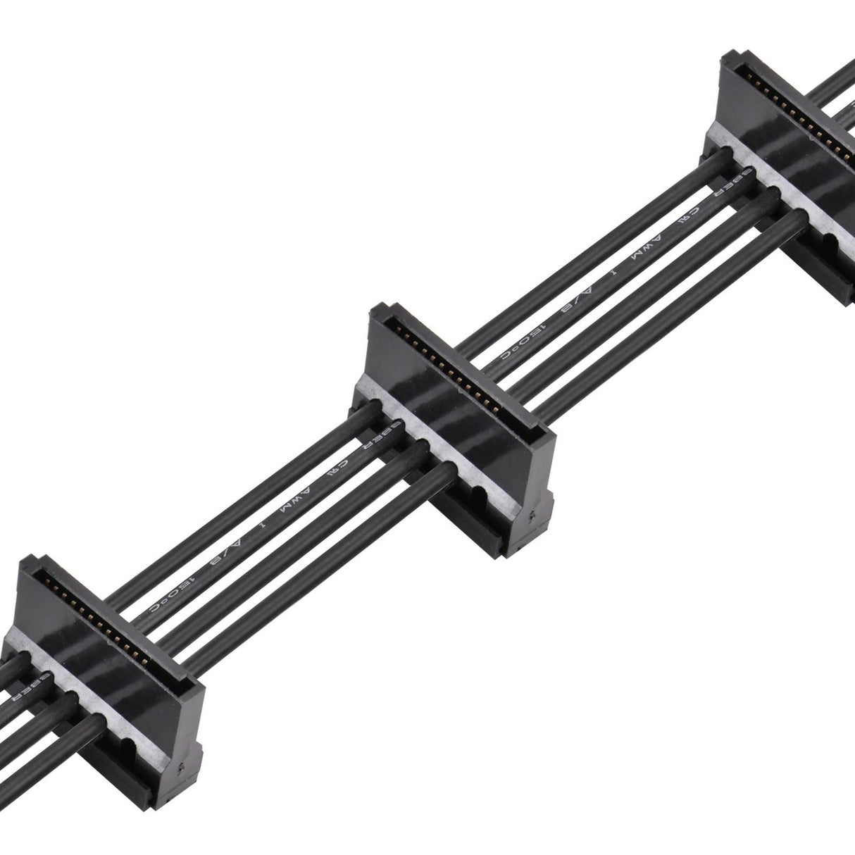 Silverstone sst-cp06-e4, 1x 15-pin-sata > 4x 15-pin-sata kabel