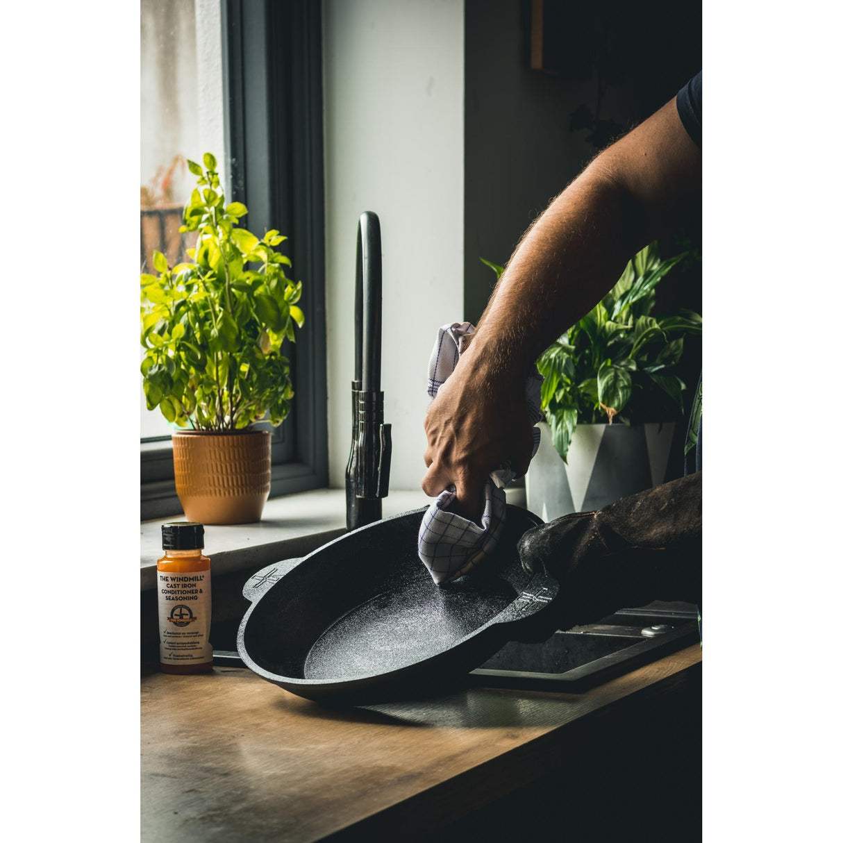 The windmill seasoning cast iron conditioner olie (250 ml)