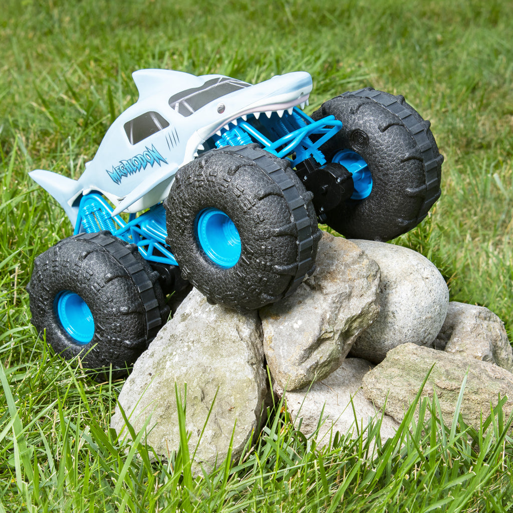 Monster Jam Monster Jam RC Megalodon Storm 1:15 voor Elk Terrein