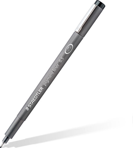 Staedtler - artist series - pigment liner - fineliner - zwart - 0,5 mm