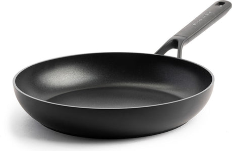 Kitchenaid classic forged aluminium koekenpan ø30cm - zwart - inductie - anti-aanbak - pfas-vrij