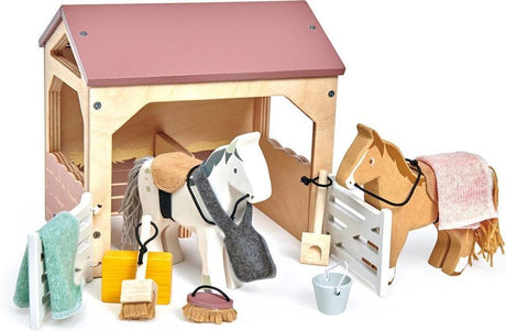 Tender leaf toys tender leaf poppenmeubels: huisdierenset stal met 2 pony's 18,7x14,3x18cm, in hout, in doos 18,3x15,5x20,7cm, 3+