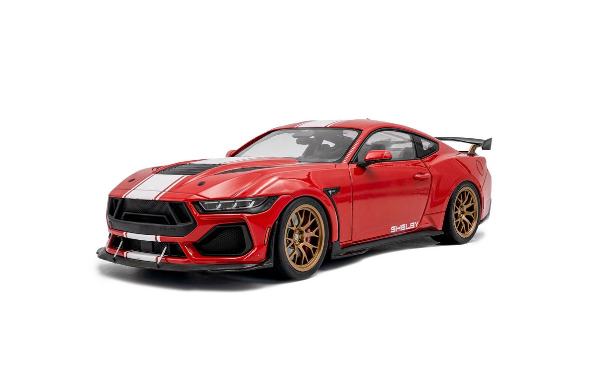Ford shelby mustang super snake 2024 - 1:18 - solido