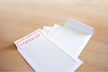 Raadhuis bordrug envelop - 220x312mm - ea4 - wit - met plakstrip - 100 stuks