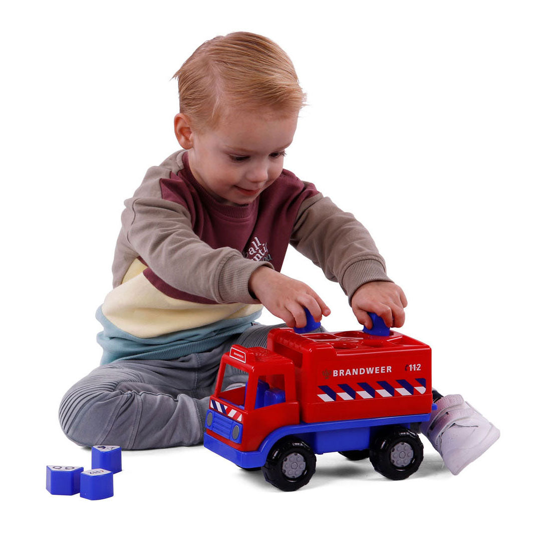 Cavallino toys cavallino brandweervrachtwagen vormenstoof met 6 blokken, 26cm