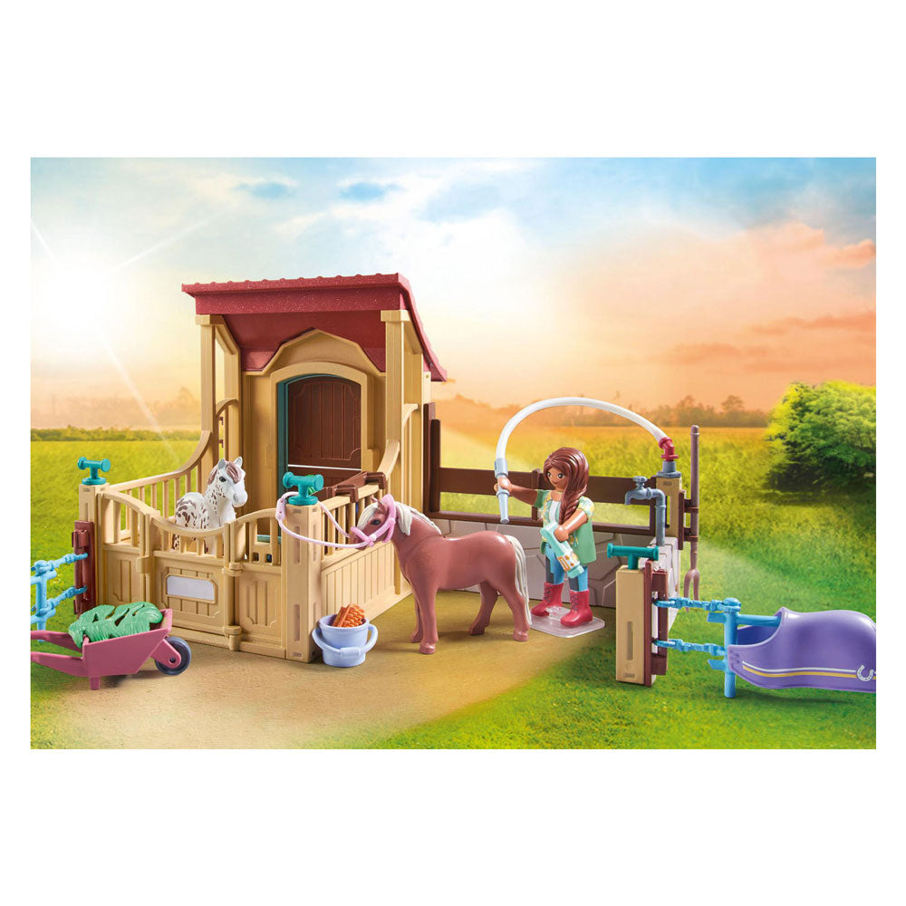 PLAYMOBIL Horses of Waterfall Manege 71494