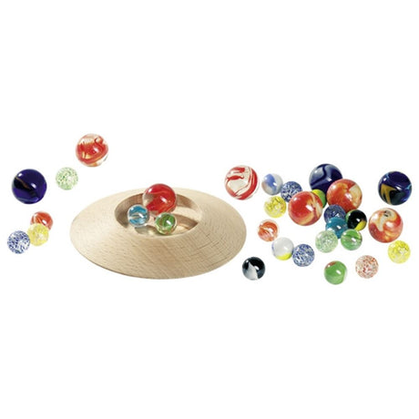 Goki knikkerbordspel met 31 knikkers. 12 cm.