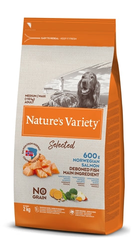 Natures variety Selected adult medium norwegian salmon