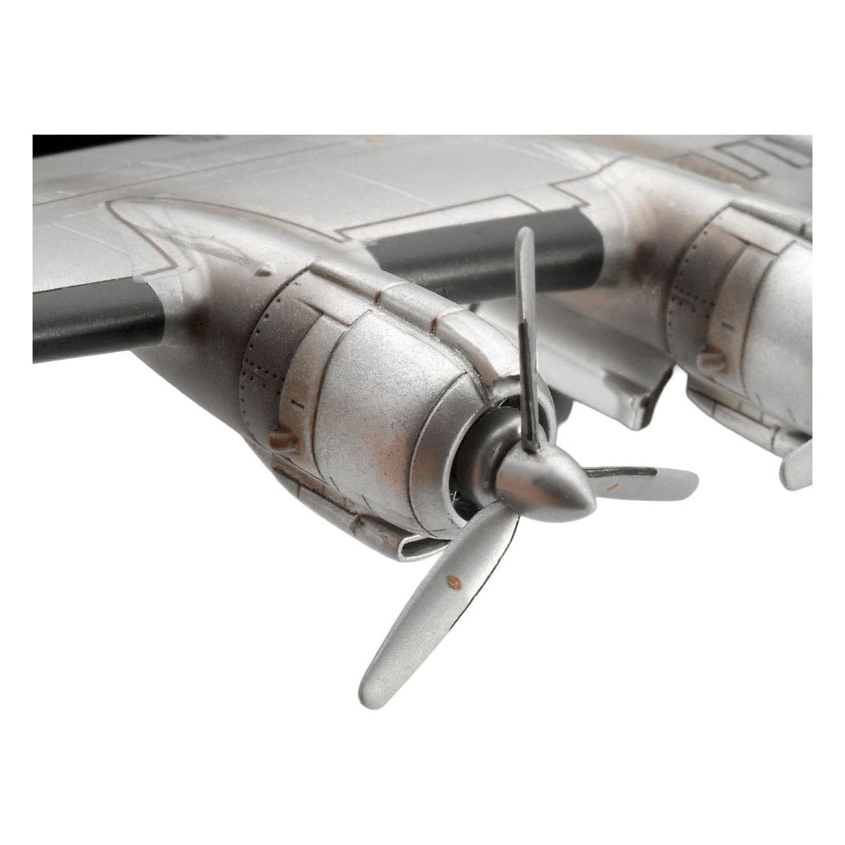 Revell modelbouwpakket vliegtuigen - 03745 lockheed l.1049g super constellation - lufthansa 100 - duits passagiersvliegtuig plastic - 1:144 - modelbouw