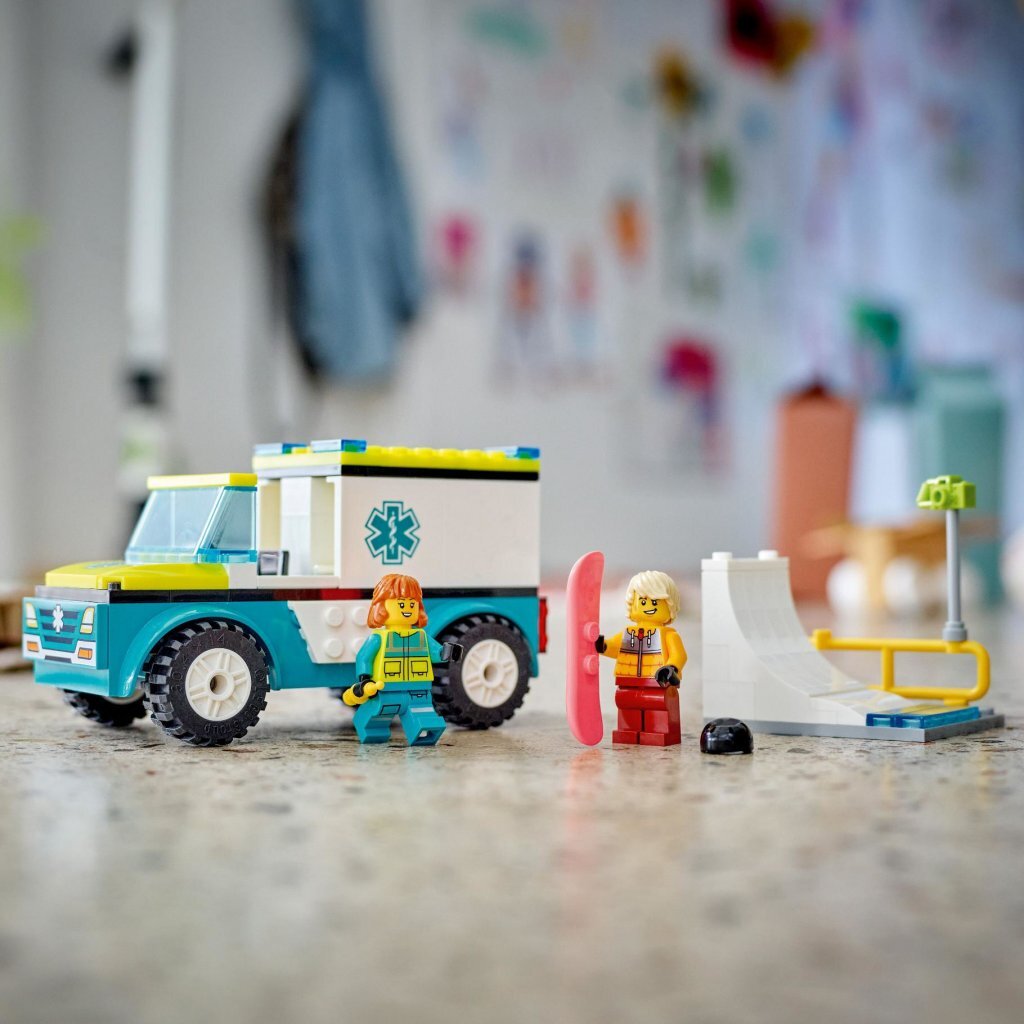 Lego LEGO City 60403 Ambulance en Snowboarder