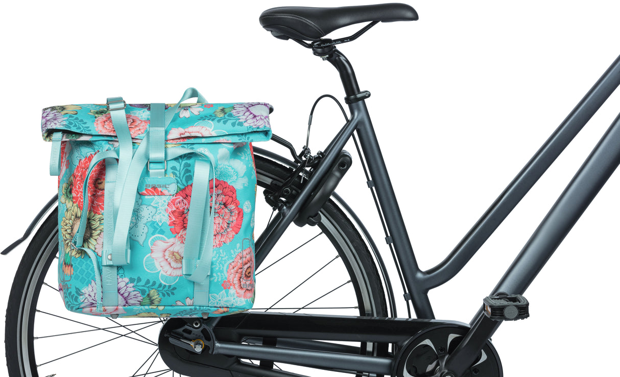 Basil Bloom Field fietsshopper, gerecycled PET, waterdicht, verstelbare schouderriem, laptopvak, 15-20L, sky blue