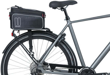 Basil Sport Design Trunkbag MIK Fietsachtertas Zwart 7-15L