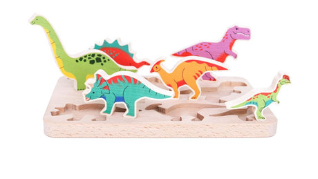Bajo houten sorteer dinosaurussen.