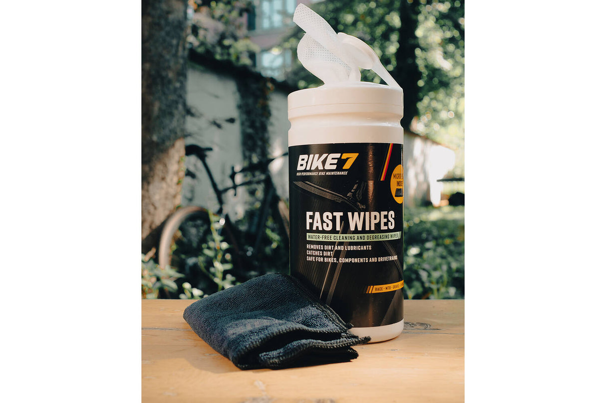 Bike7 Fast wipes pot met 70 doekjes inclusief microvezel poetsdoek