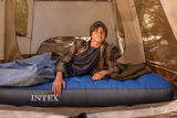 Intex 64011 truaire twin dura-beam camping matras 191x99x22 cm + quickfill usb150 pomp blauw