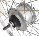 Achterwiel 28 Nexus 8 rollerbrake naaf met met zilveren velg en RVS spaken