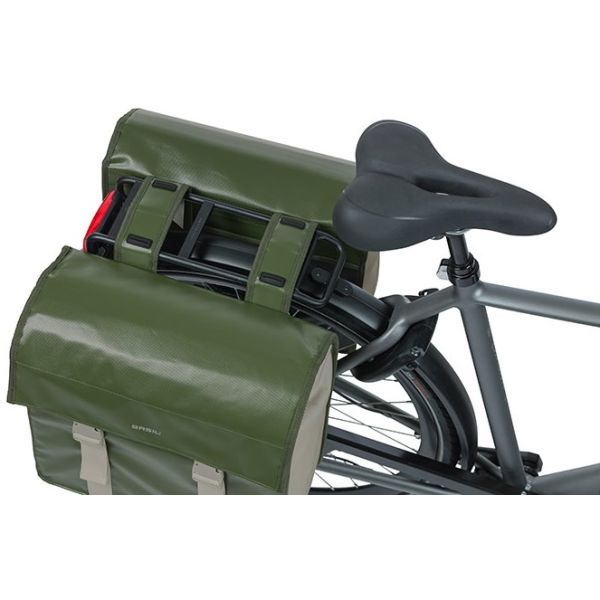 Basil Urban Load dubbele fietstas - waterdicht tarpaulin polyester - groen zand - 48-53L