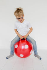 Skippybal rood met witte stippen. 50 cm