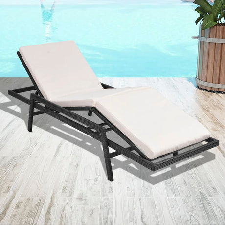Vidaxl ligbed met kussen poly rattan zwart