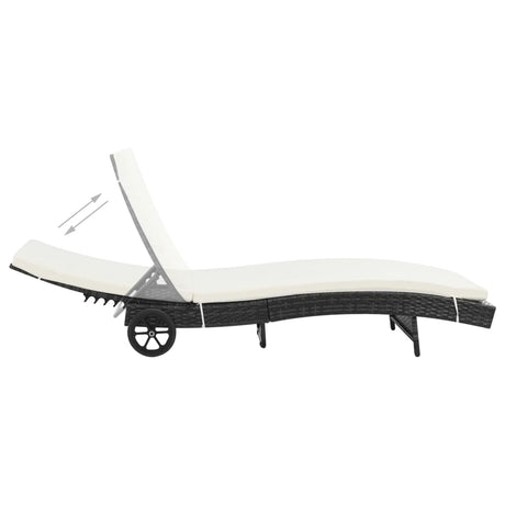 Vidaxl ligbed met wielen en kussen poly rattan zwart