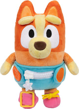 Moose toys bluey baby bingo dress and play pluchen knuffel
