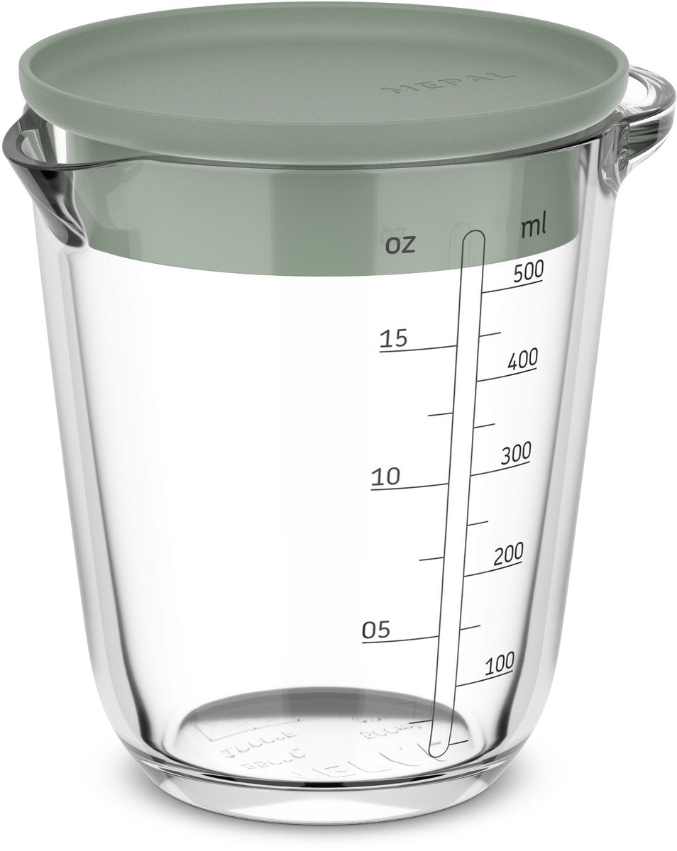 Mepal glas maatbeker met deksel chef it - 500 ml - maataanduiding - vaatwasmachine-. magnetron- en ovenbestendig - bakspullen - nordic sage