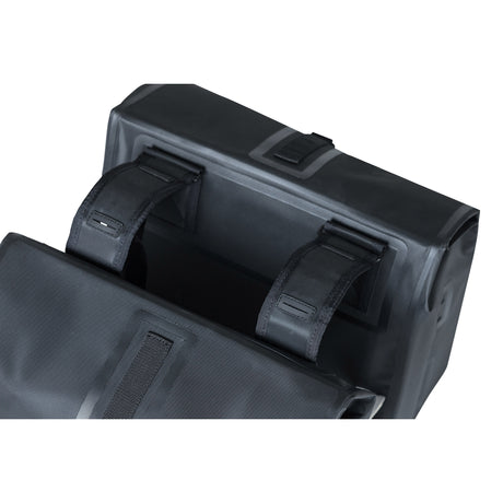 Basil Urban Dry dubbele fietstas, waterdicht, 50L, mat zwart