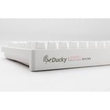 Ducky zero 6108 pure white rgb mechanisch gaming toetsenbord (wit, us lay-out (qwerty), cherry mx2a blue, 100%, rgb leds, double-shot pbt, hot swap, 2.4ghz | bluetooth | usb-c)