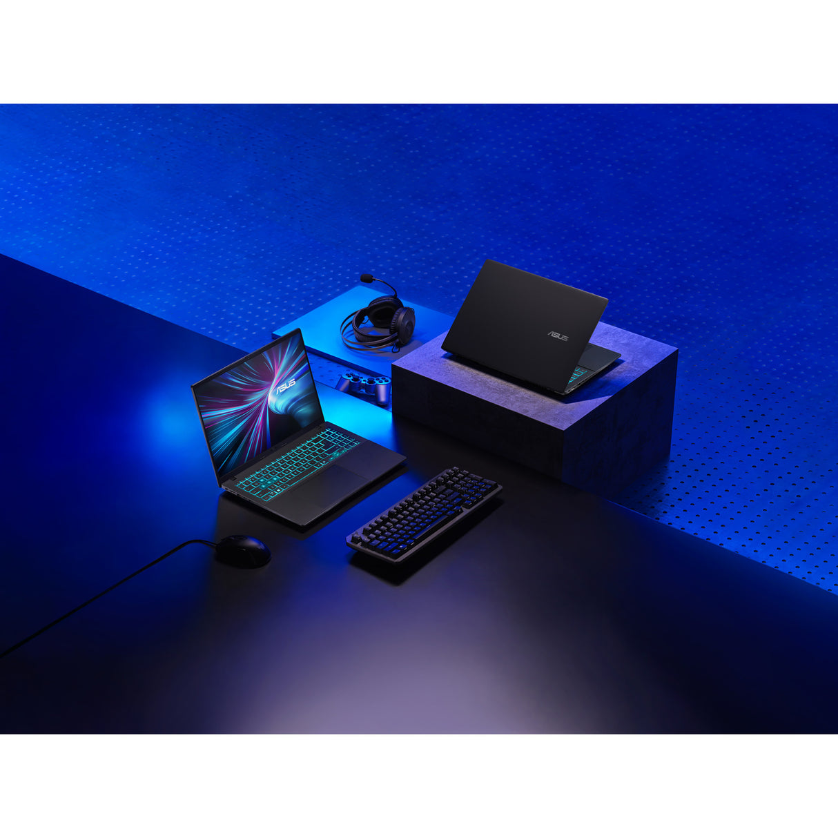Asus v16 fx3607vp-rp003ws 16 gaming laptop (zwart | core 7 240h | rtx 5070 | 16 gb | 1 tb ssd)