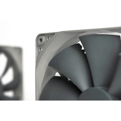 Noctua nf-p14s redux-1500 pwm case fan (140 x 140 x 25 mm)