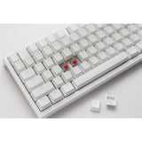 Ducky zero 6108 pure white rgb mechanisch gaming toetsenbord (wit, us lay-out (qwerty), cherry mx2a red, 100%, rgb leds, double-shot pbt, hot swap, 2.4ghz | bluetooth | usb-c)