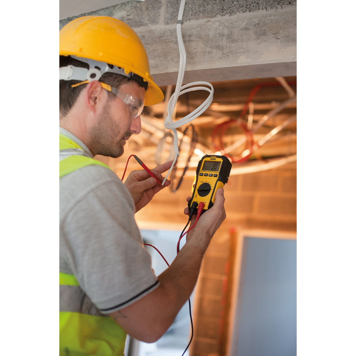 Stanley fatmax smart digitale multimeter []