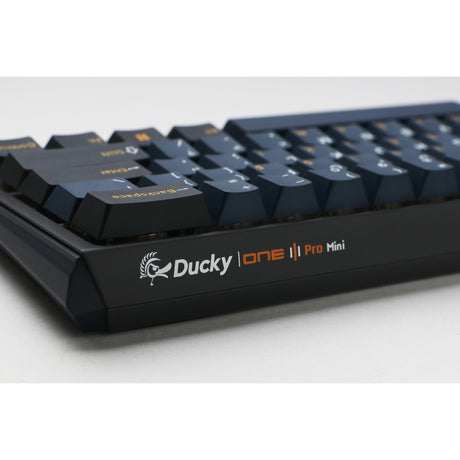 Ducky one 3 pro mini rgb mechanisch gaming toetsenbord (zwart, us lay-out (qwerty), cherry mx2a brown, 60%, rgb led, double-shot pbt, quack mechanics, hot swap)