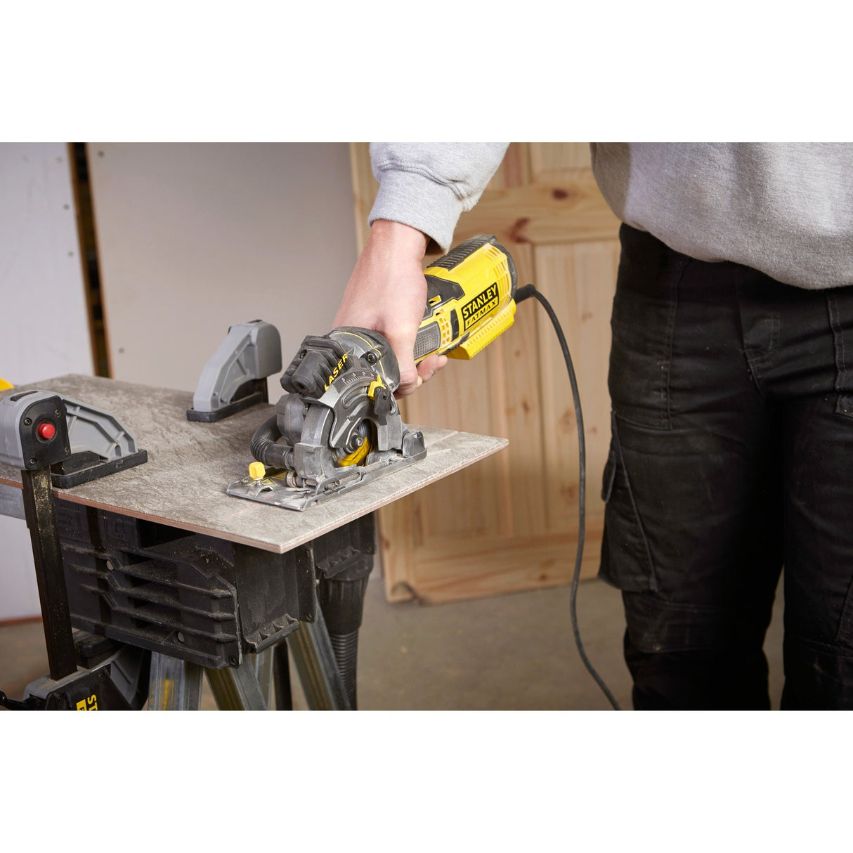 Stanley fatmax 650w multimateriaalzaag handcirkelzaag (geel zwart, met koffer)